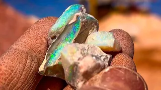 Opal Found Drilling A  Mineshaft In Coober Pedy!