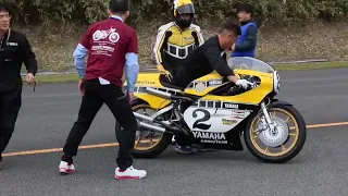 Yamaha YZR750 with Kenny Roberts