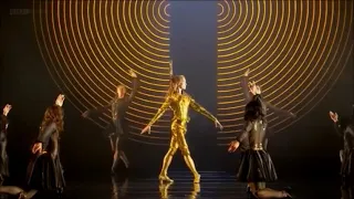 ~ "Entrée du Roy Soleil à la Cour" & "The King's Dancers" ~