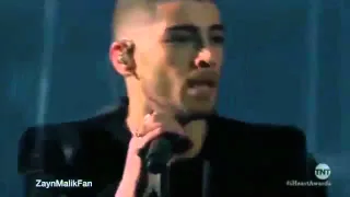 ZAYN MALIK DOES AMAZING RUNS + HIGH NOTE IN "LIKE I WOULD - IHEARTRADIO AWARDS