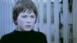 Play Safe (1979) - Old British Public Information Film