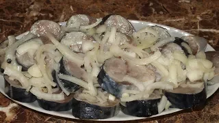 Маринованная СКУМБРИЯ с ЛУКОМ!