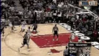 Michael Jordan three-pointer buzzer vs San Antonio Spurs - NBA Regular Season 1997/1998