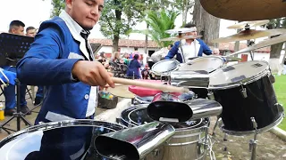 "El Pistolero" Tarolero Luis Iván (Banda Cerro De Sauces)