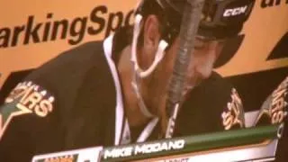 Mike Modano Assists on Jamie Benn's Goal in His Last Home Game of his Dallas Stars Career