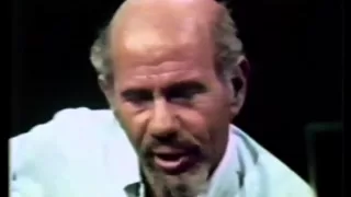 Jacque Fresco - Introduction to Sociocyberneering - Larry King (1974)