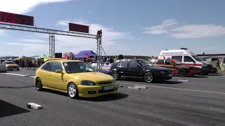 VW Golf 4 vs Honda Civic - 🚗💭 Drag race 🚦 - 4K - 1/8 mile drag race