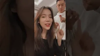 [Tú-Ly] 20210205 Anh Tú bất ngờ sang chơi nhà và lục đồ ăn khi LyLy đang livestream