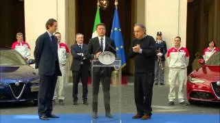 Renzi: "con Alfa Romeo oltre 3mila posti entro il 2018. A Melfi piena operatività"