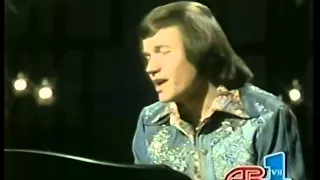 DAVID GATES (1978) - American Bandstand ("Goodbye Girl")