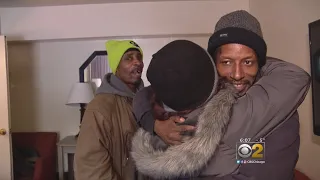 Volunteers Rent 60 Hotel Rooms To Keep Homeless People Off Chicago Streets During Historic Cold