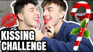 CANDY CANE KISSING CHALLENGE WITH MY BOYFRIEND!