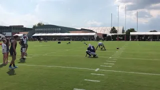 Carli Lloyd, legend of USWNT drills a field goal of 55 yard at the Eagles practice