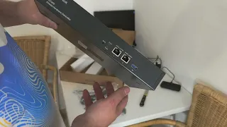 Tp link omada hardware controller oc300 unboxing video in 4k hdr