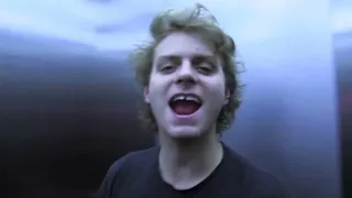 Mac Demarco being iconic and weirdly relatable