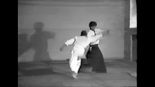 Yasunari Kitaura Sensei | Circa 1975 | Aikido Seminar - 09 de 33