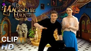 DAS MAGISCHE HAUS | Clip "Zaubertrick Schweighöfer & Herfurth" | Deutsch | Ab 22. Mai im Kino!