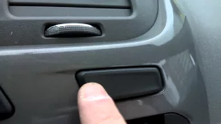 кнопка открывания багажника на шевроле кобальт