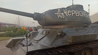 ЖЕЛЕЗНЫЕ МОНСТРЫ ч 3. СОВЕТСКИЕ ТАНКИ Т-34 КАТЮША боевые машины МНОГО танков тех ВЫСТАВКА MILEX 2021
