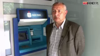 gdy bankomat zatrzymuje karte