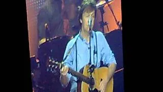 Paul McCartney - Something.- Cologne - 1 december 2011