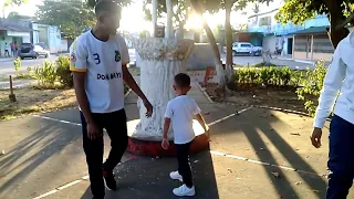 ¡Shuffle Dance Con Niño De 4 Años! CuttingShapes [2021]