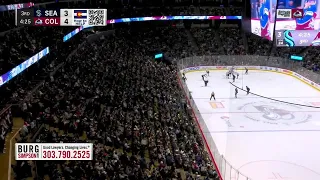 Colorado Avalanche fans sing "All The Small Things"