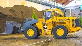 120kg!!! XXXL VOLVO L 350 F RC WHEEL LOADER AT WORK / Faszination Modellbau Friedrichshafen 2016