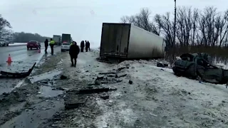 5 человек погибли в страшной аварии под Волгоградом