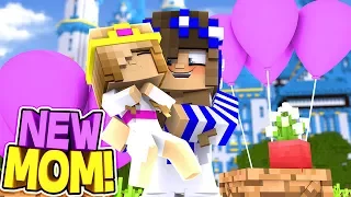 LITTLE CARLY BECOMES A MOM!! w/Little Leo (Minecraft Custom Roleplay)