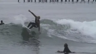 コロヘ アンディーノ（Kolohe Andino）小波フリーサーフィン