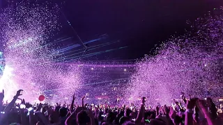 Coldplay Live Concert - Amazing Light Show at Stade De France - Epic!
