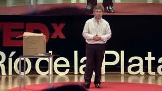 Moving matter in space: Andrei Vazhnov at TEDxRiodelaPlata