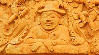 Ancient Indian Sculptures show International Connections - Brihadeeswarar Temple