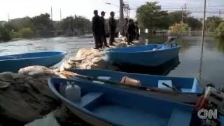 Bangkok feuding over flood water (November 15, 2011) - CNN
