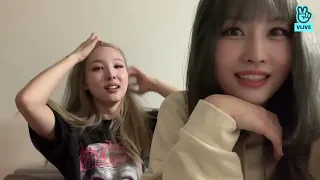 (ENG SUB) 220603 TWICE NAYEON and MOMO Vlive update "🤡"