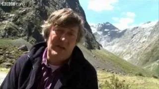 Stephen Fry jokes about bird names - Last Chance to See - BBC Two