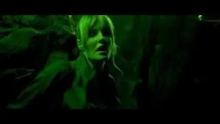 The Descent (2005) - A Crawler Attacks Rebecca