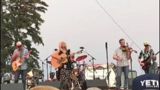 Emmylou Harris - Together Again (Buck Owens) 7/17/2021 live Whitefish, Montana