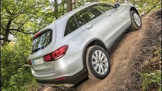 Mercedes-Benz GLC 300d 4MATIC - Practicality Family SUV