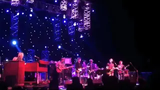 Furthur Radio City 3-27-11 Fever (encore)