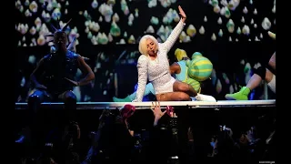 Lady Gaga - Poker Face Live - ArtRave The Artpop Ball Tour