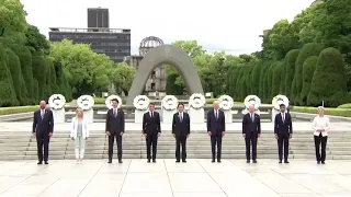 G7 leaders pay respects to atomic bomb victims