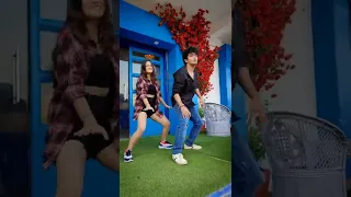 Mehbooba | Akshay kumar | Prakruti | Sailendra | Dance | Bollywood