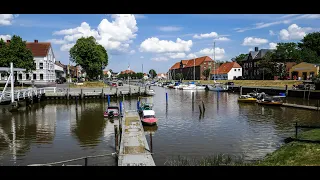 Tönning (an der Eider) – Historischer Hafen und der Marktplatz