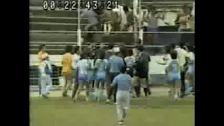 Juiz Margarida - Pancadaria no futebol feminino 1983