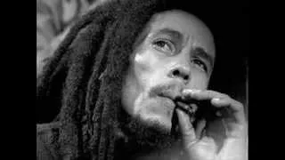 Bob Marley - Give me just a little smile