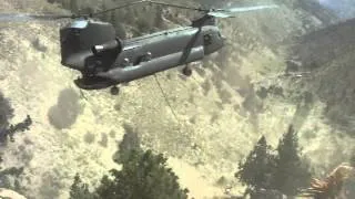 Amazing Chinook Recovering a downed AH-64D in Afghanistan