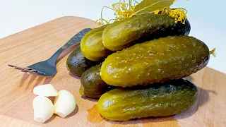 Беру Солёные огурцы и готовлю Гениальный салат! Вкусный рецепт из простых продуктов!