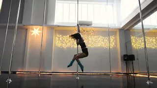 Pole Art Routine 173 - Level 7 (Foo Fighters - The Pretender)